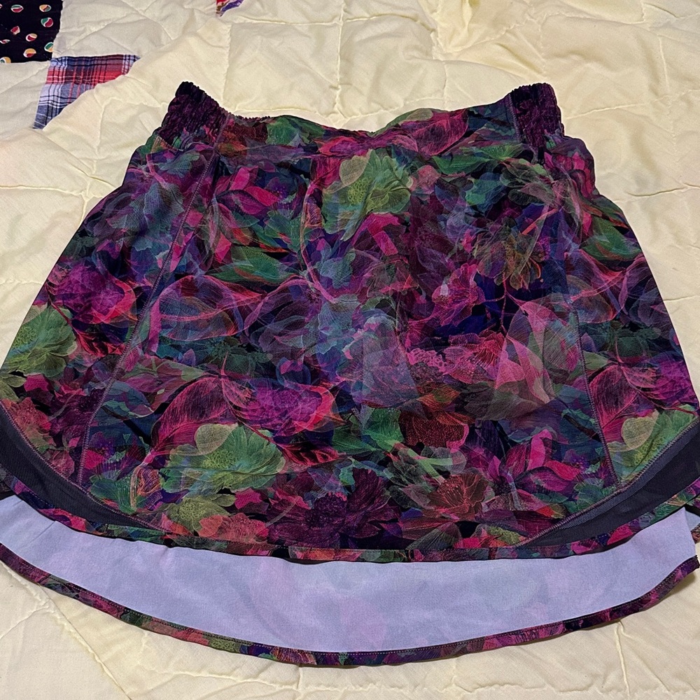 Lululemon 6 Multicolor Women's Skort